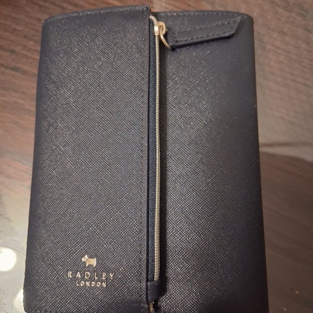 Radley London wristlet